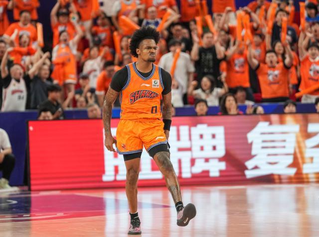 道伊尔高尔夫锦标赛第三轮单独领跑