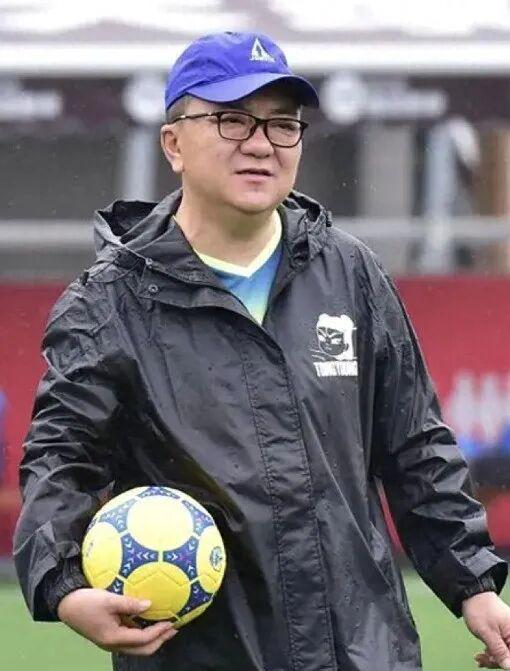 拉塞尔夺加泰排位赛杆位