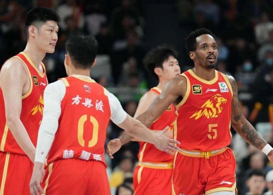 佐野海舟:拿1分和0分会是完全不同的局面;很遗憾远藤航的伤退