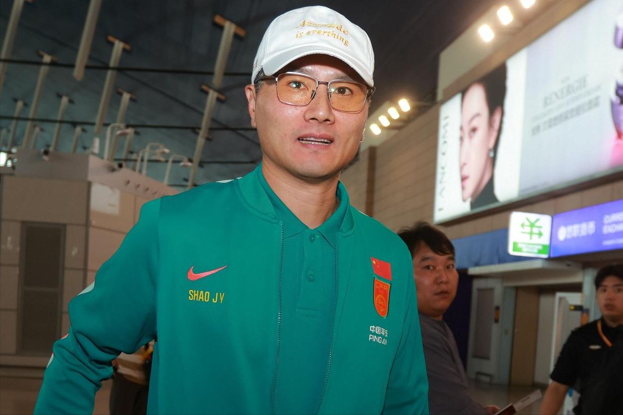 佛得角后卫迪尼伊：我们来世界杯不是陪跑，而是要全力拼下去