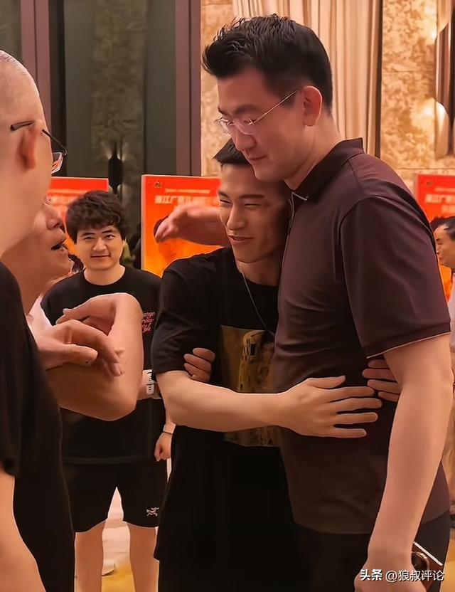 多家美媒:华盛顿奇才已经通知迪班萨会用状元签选中他