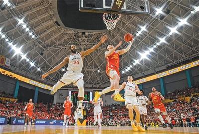 詹姆斯高尔夫事件无后续?刘翔纪录被质疑,虎扑热帖太敢问