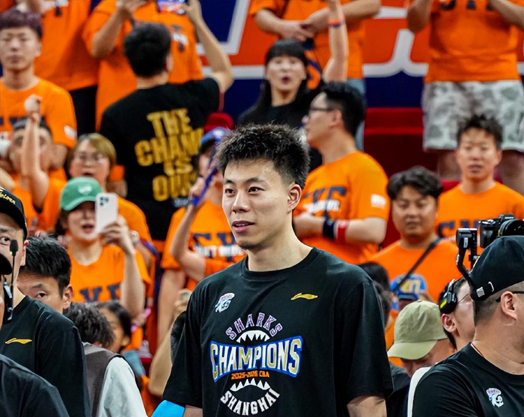 名记:多家俱乐部询价霍姆格伦,雷霆态度坚决——不交易