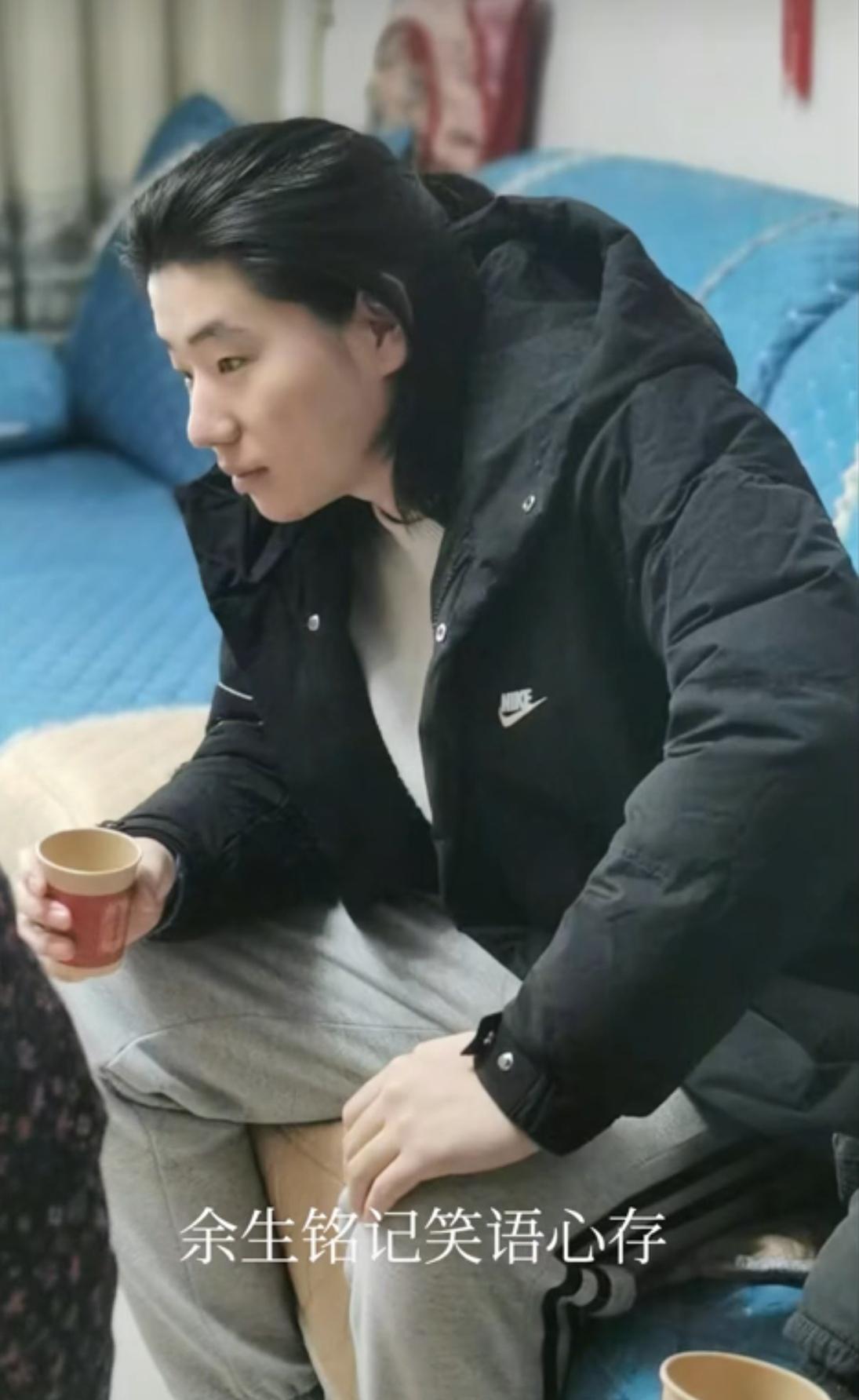 亚历山大遭淘汰后提前开启休赛期训练
