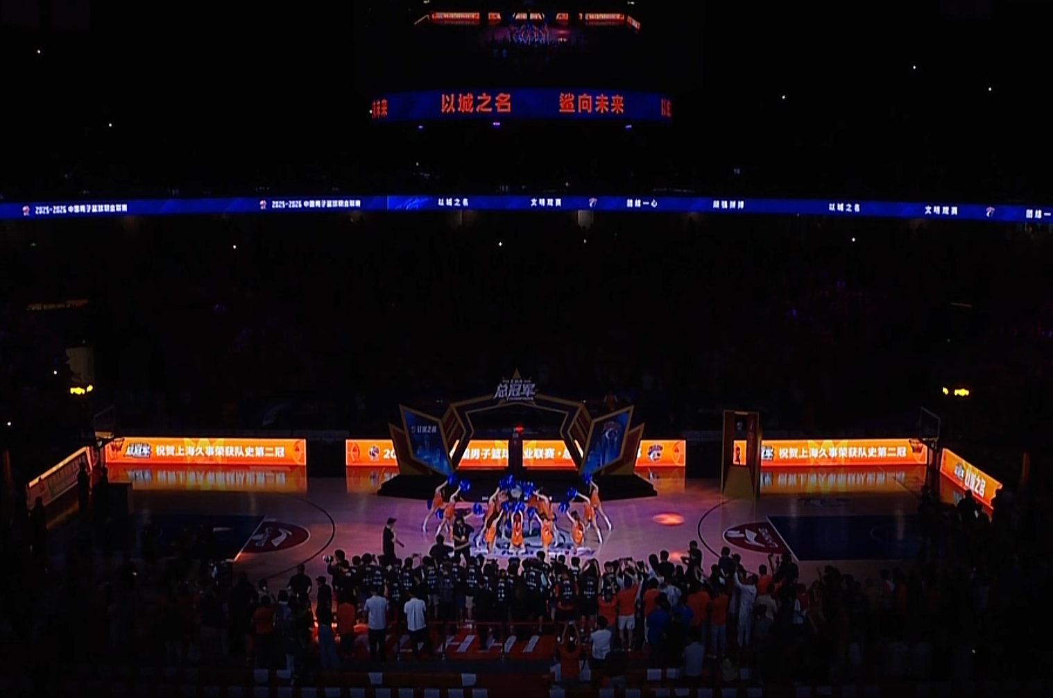 NBA曝多消息 总决G5字母哥交易