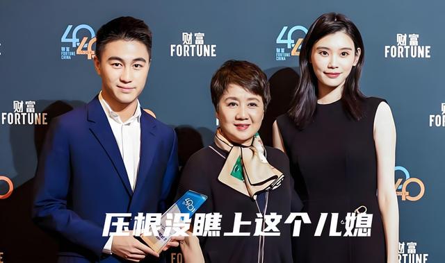 詹姆斯历史地位被喷上热搜,一个帖子炸出50条回怼