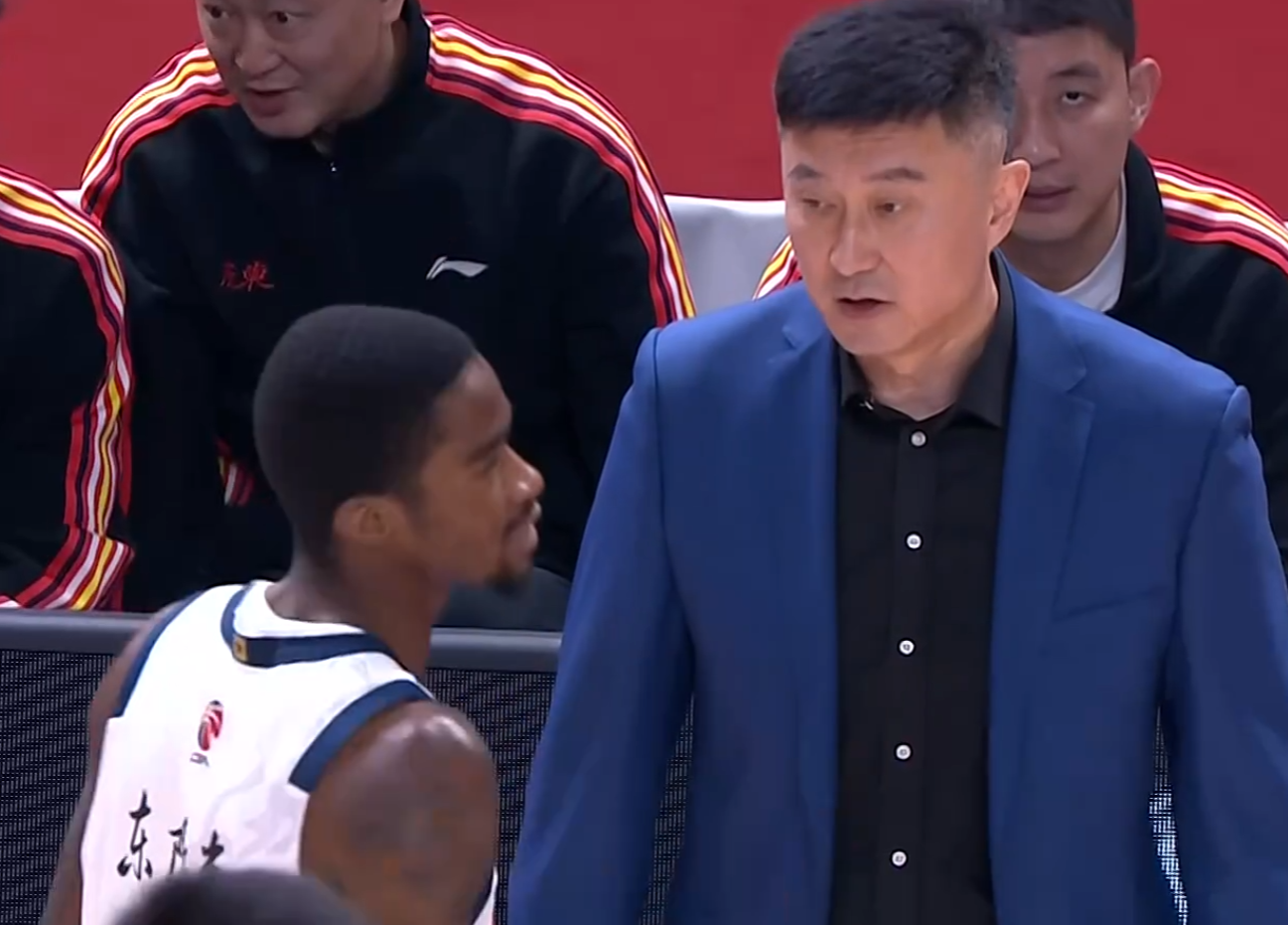马刺vs尼克斯G5前瞻:马刺破釜沉舟,核心要素是关键时刻少犯错