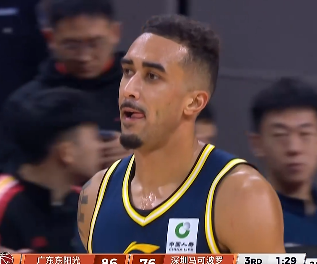 NBA总决赛G5直播:尼克斯3