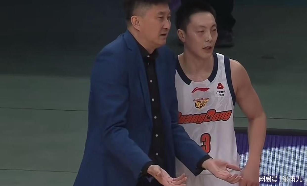 大争议！马刺老板之子留言福克斯妻子“赶人”：享受圣城最后一夏
