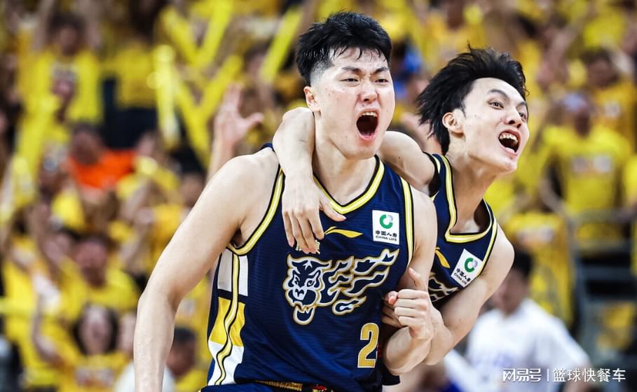 4年1.785亿美金!5年2.41亿美金!里夫斯步步为营,湖人没有退路