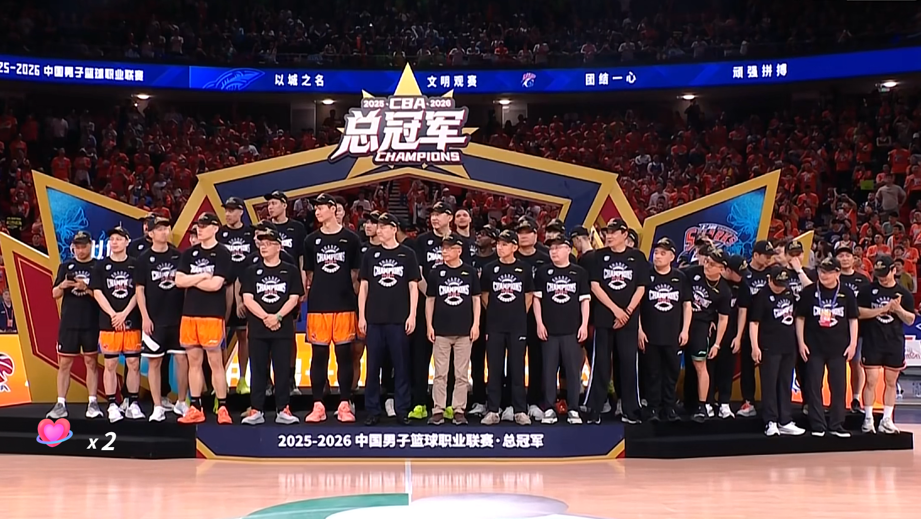 ESPN记者:湖人队内部人士暗示詹姆斯父子可能一起转投新球队