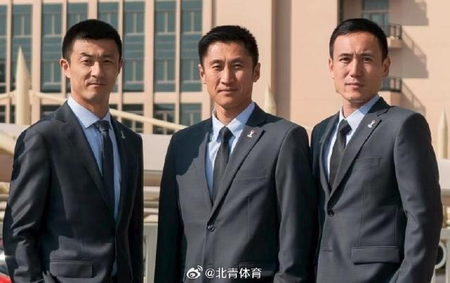 詹姆斯下家新进展:骑士希望促成回归 已策划签换或交易特例方案