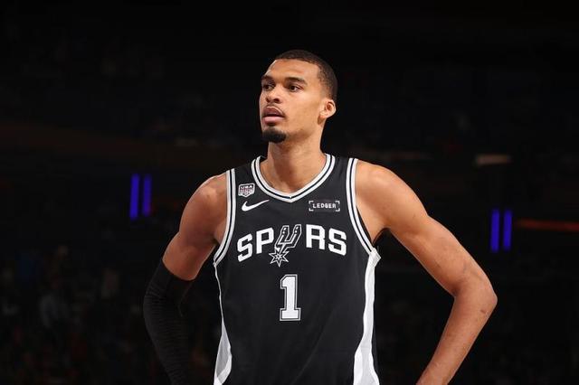 5年2.85亿美金!NBA最不受待见FMVP!绿军酝酿大交易