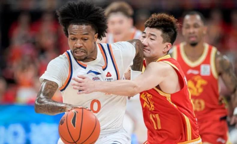 NBA休赛期多笔交易流言更新