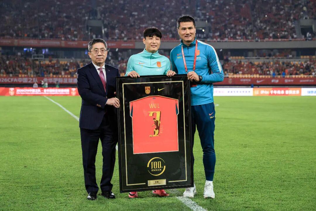穆氏皇马今夏有望0元购尤文图斯190中锋!交换纽卡斯尔198中锋